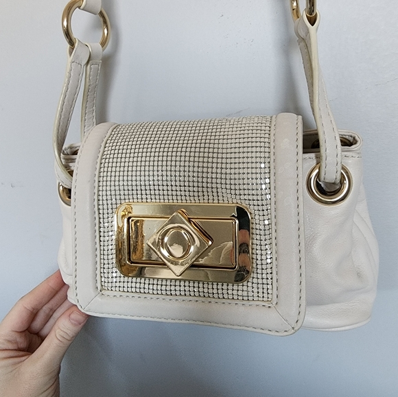 Oroton Cream Small Bag Long Strap Gold Leather Glomesh Couch Crossbody - Picture 3 of 10